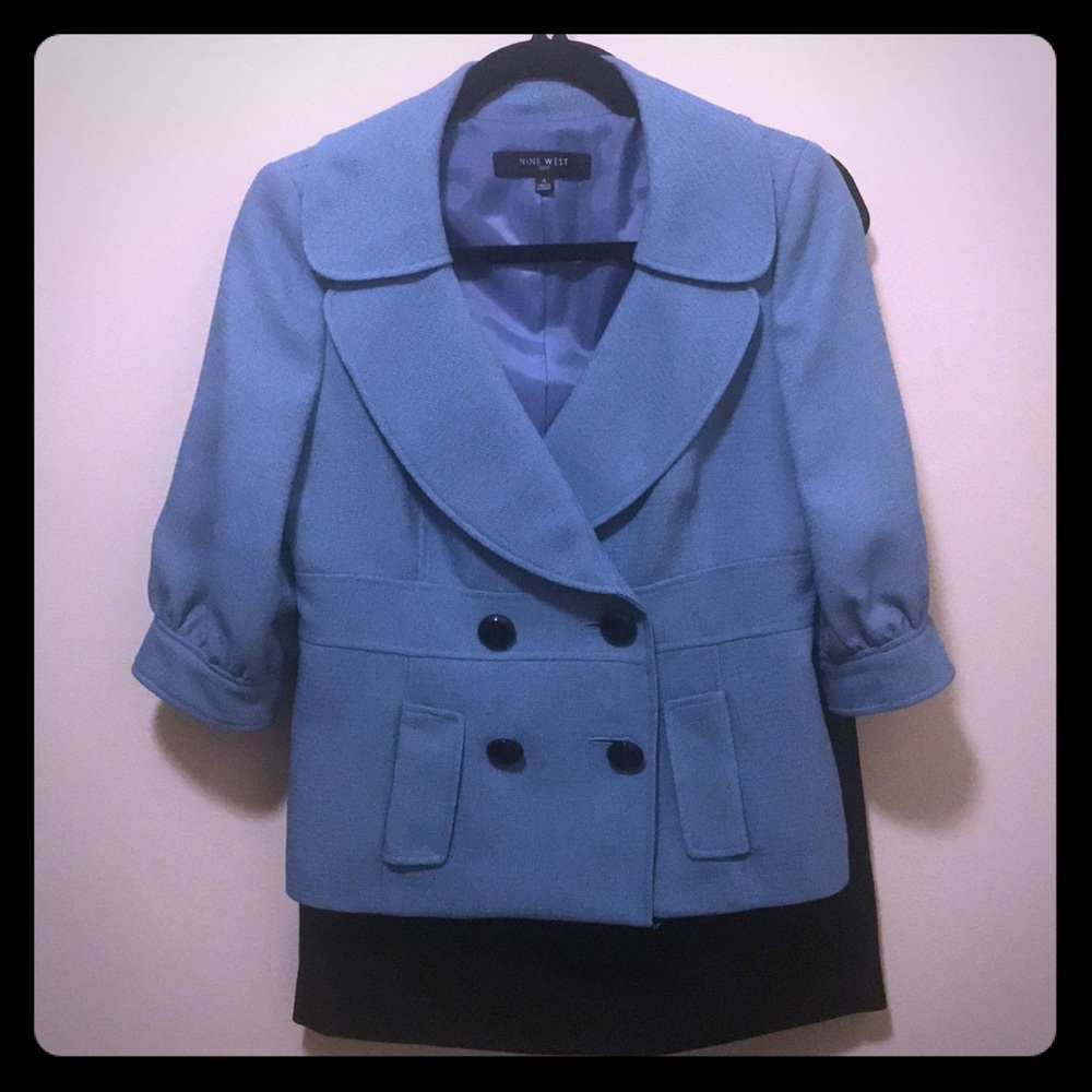 Gorgeous Nine West Suit Set